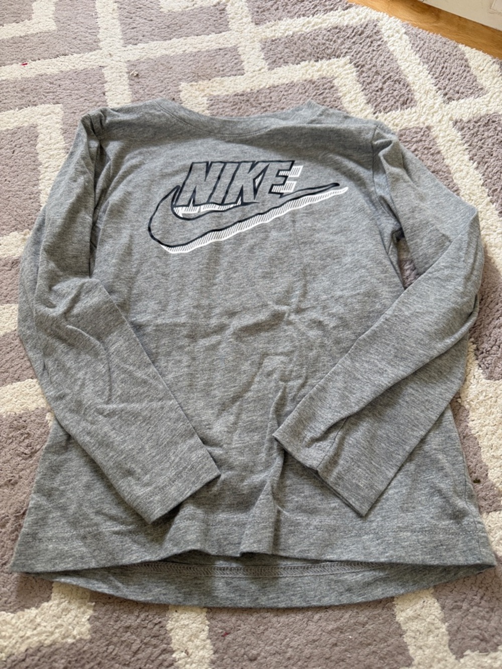 Nike Heather Gray Long Sleeve Logo Shirt